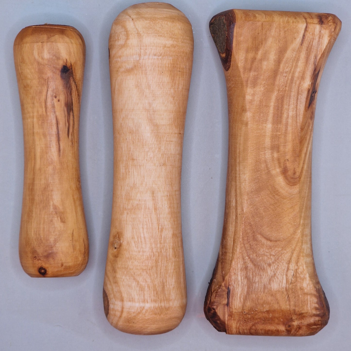 Kauknochen aus Olivenholz
